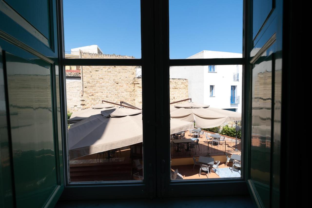Hotel Borgo Di Ciaula Santa Flavia Exterior photo